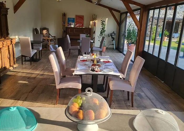 Oustal De La Frayssiere Bed & Breakfast