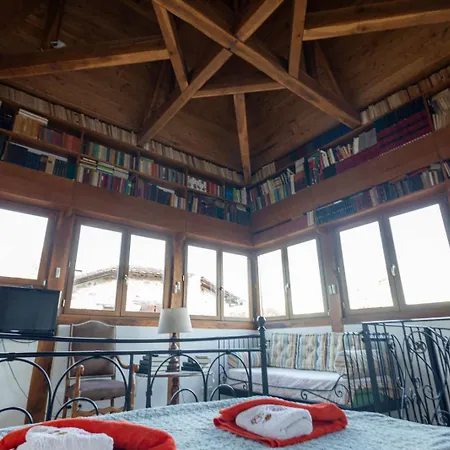 Oustal De La Frayssiere *